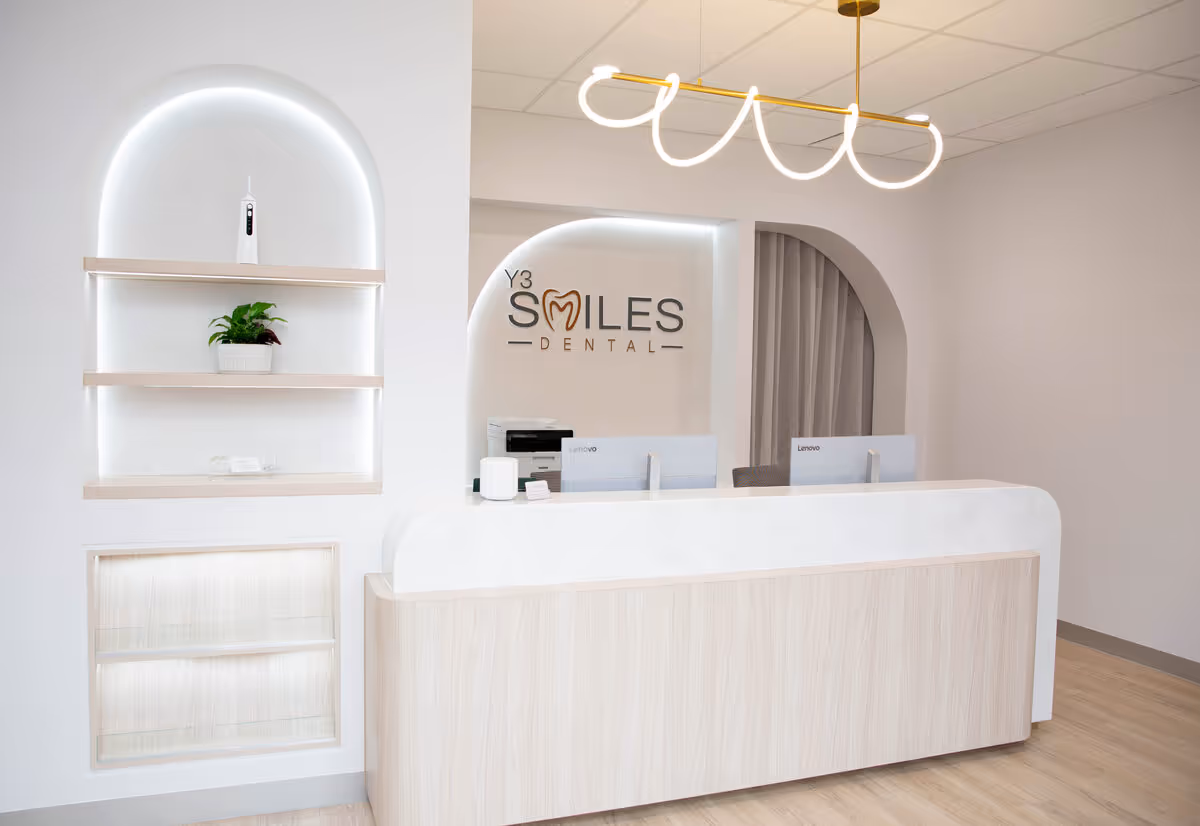 Y3 Smiles Dental reception — welcoming, calm environment for patients arriving for emergency dental appointments in Broadmeadows